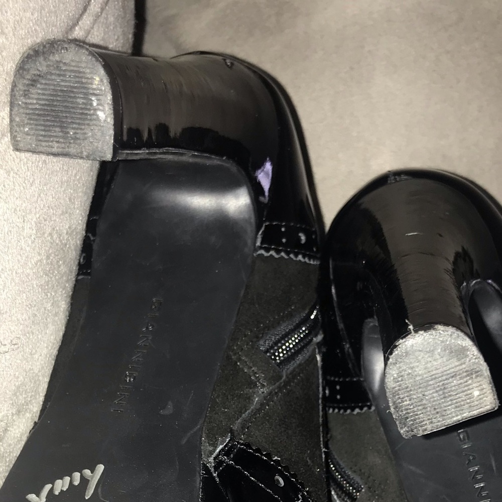 Gianni Bini black patent leather boots - Picture 9 of 9